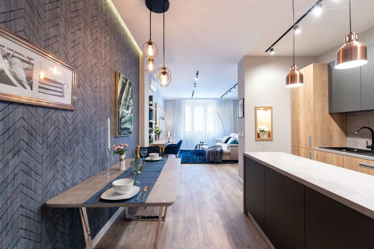 Unique D4 Apartman Apartament *